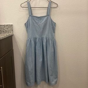 ☀️bundle 3/$20☀️ Light JCrew Denim sundress ☀️